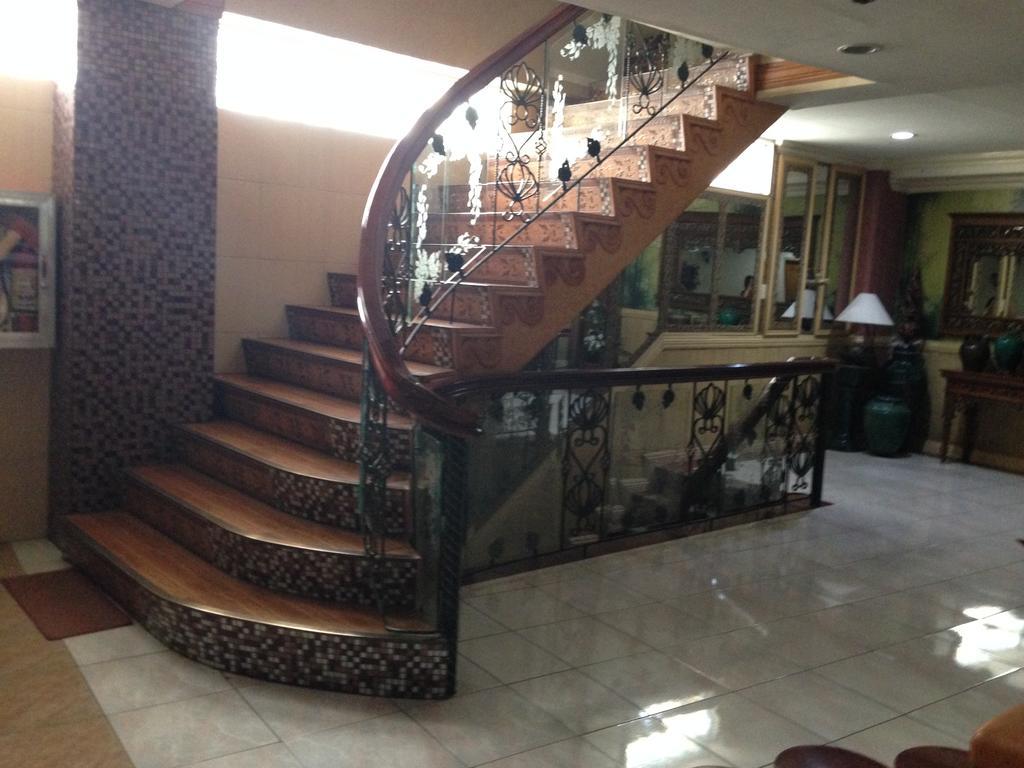 Pearlmont Hotel Cagayan de Oro Exterior photo