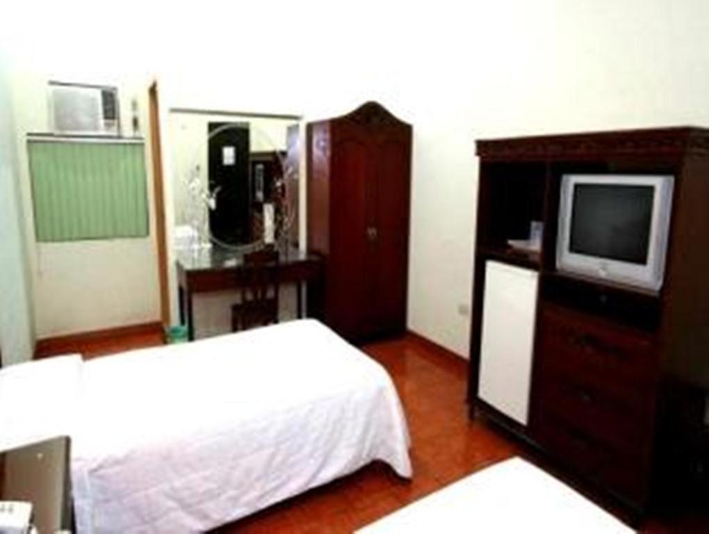 Pearlmont Hotel Cagayan de Oro Room photo